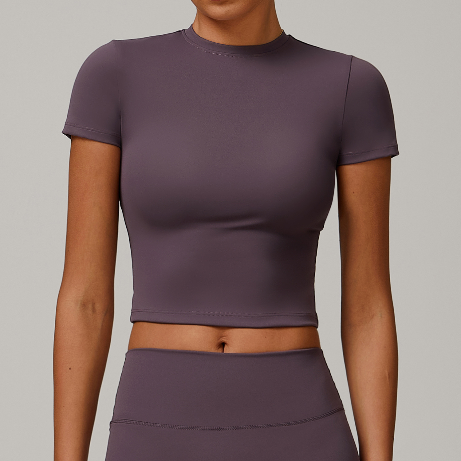 yoga tops China