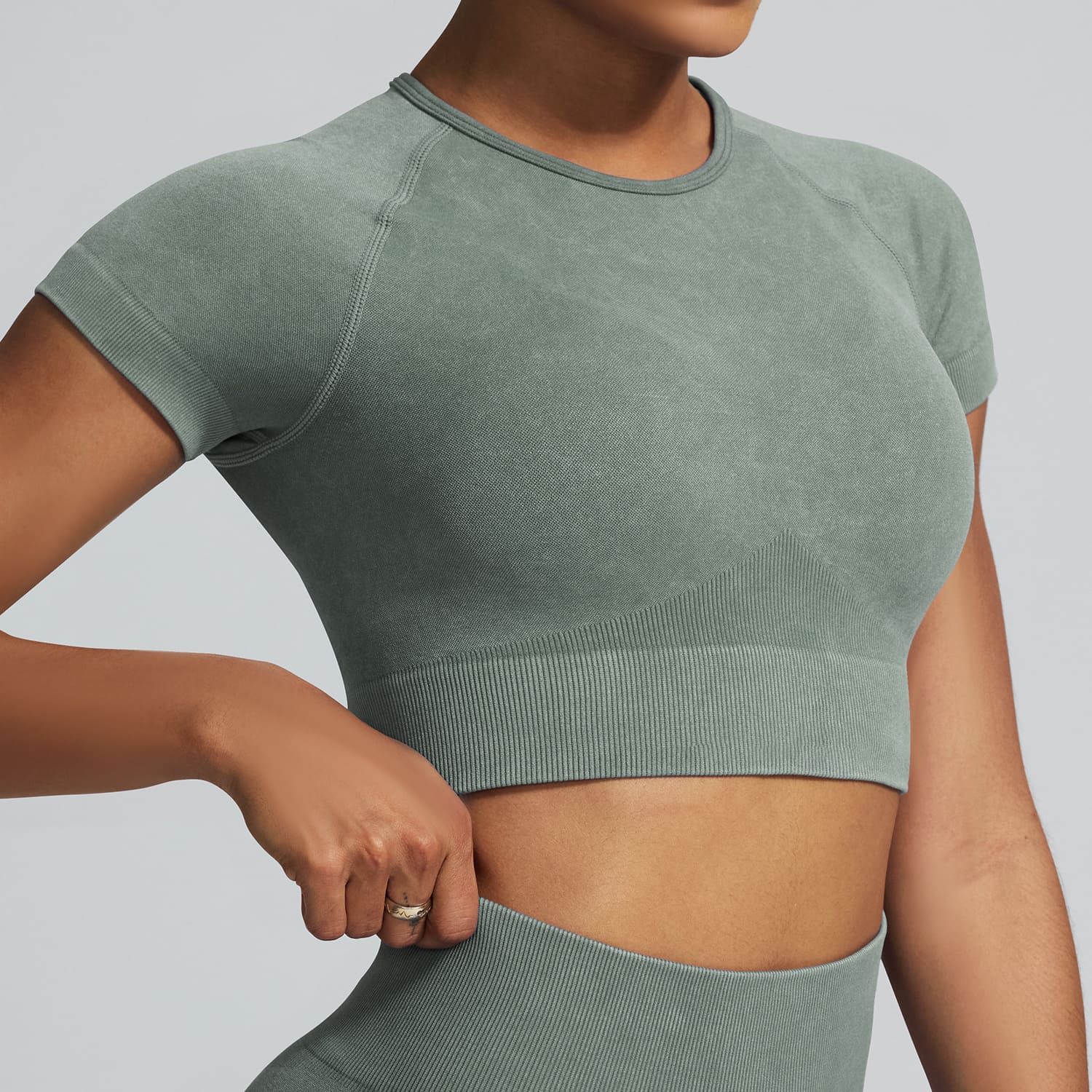 wholesale activewear vendors